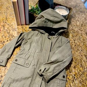 Baby Gap, size 5, jacket. Light green with navy polka dots, snap button pockets.